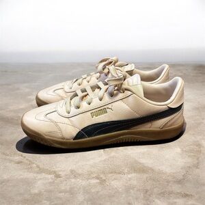 Puma Pink and Black Sneakers Women’s Size: 8